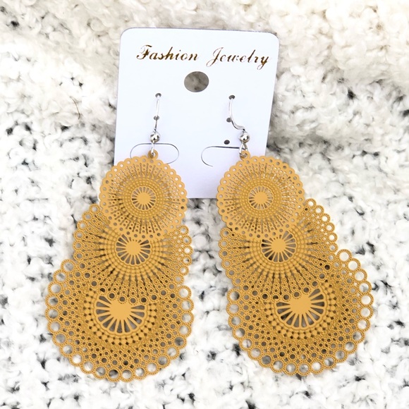 Boho Ethnic Big Dangle Drop Earrings laser cut - Picture 3 of 4